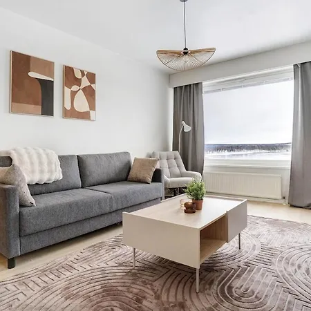 Arctic River Panorama By Lapland Host רובניימי